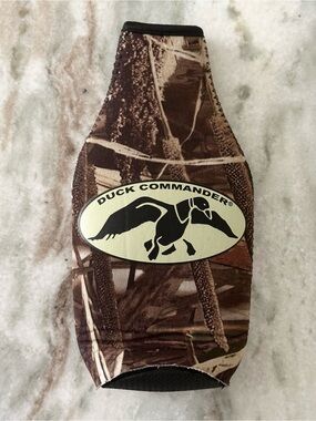 Duck Commander Camo Bottle Cooler Koozie - Brown and Tan